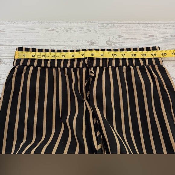 Knot Sisters Striped Wide Leg Pants - Picture 7 of 8